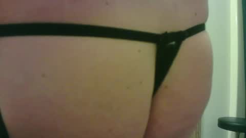 sissycrissy4545 online show from May 9, 12:38 am