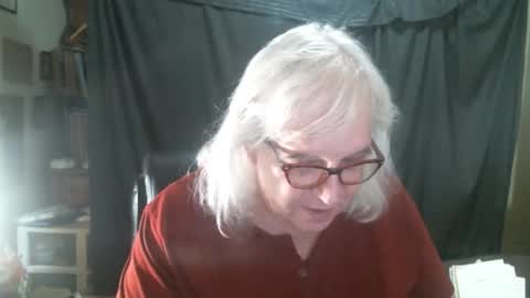 Snapshot of sissydianetx chatting on October 20, 11:32 pm Sissy Diane online show from October 20, 11:32 pm