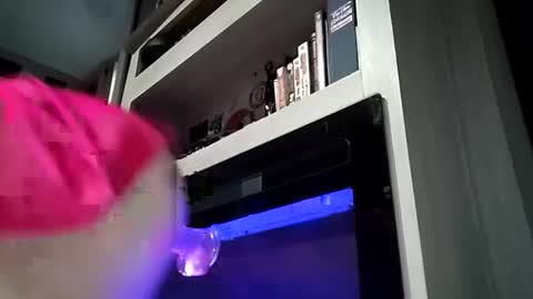 sissyslut0517 online show from April 22, 3:46 am