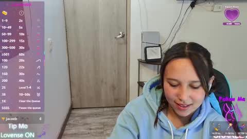 Alice online show from November 27, 10:39 pm