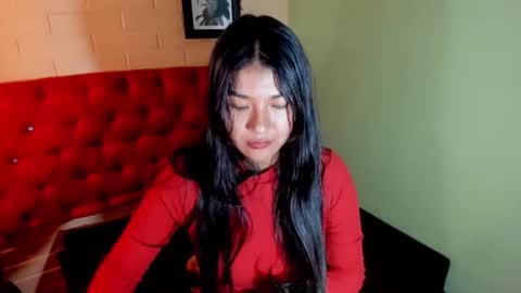 Snapshot of skarlettkray chatting on March 5, 6:34 pm Skarlet online show from March 5, 6:34 pm