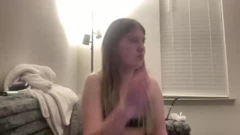 skiimaskabby online show from February 3, 2:53 am