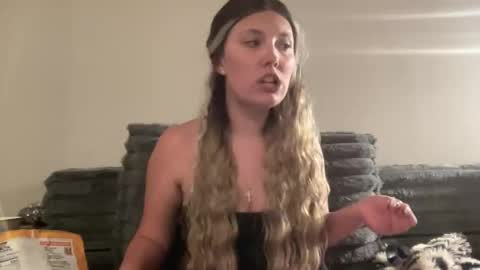 skiimaskabby online show from April 3, 2:18 am