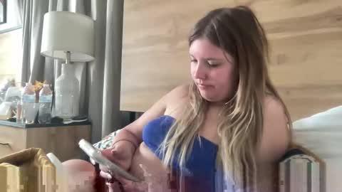 skiimaskabby online show from March 17, 4:45 pm