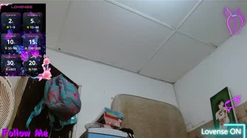 skinny1hugecock27 online show from July 23, 3:31 pm