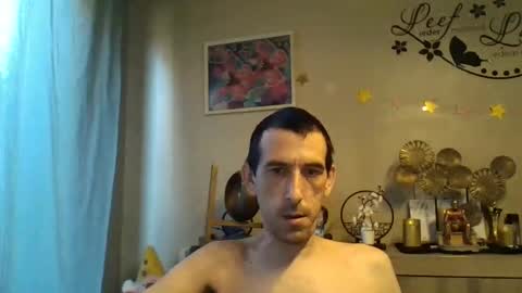 SkinnyBigCock2 online show from September 12, 6:59 am