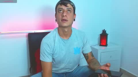 skinnydevil1 online show from February 9, 3:10 am