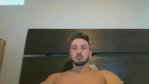 Snapshot of skinnyguylongdick1 chatting on January 22, 12:27 am skinnyguylongdick1 online show from January 22, 12:27 am