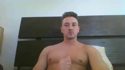 Snapshot of skinnyguylongdick1 chatting on September 13, 5:48 pm skinnyguylongdick1 online show from September 13, 5:48 pm