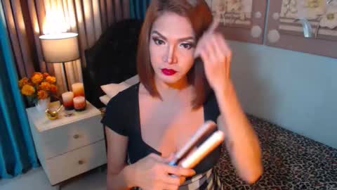 NICOLE online show from February 11, 3:21 am