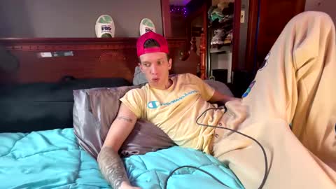 Skittles online show from February 19, 6:32 pm