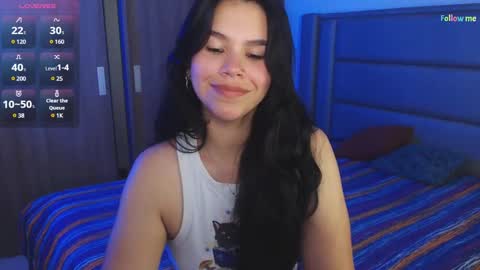 Snapshot of sky_lover_ chatting on February 20, 9:00 am Sky online show from February 20, 9:00 am