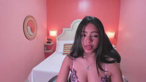 S O F I  online show from October 19, 4:11 pm