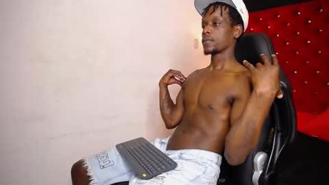 SKYLERBIGXXX online show from November 7, 4:48 am