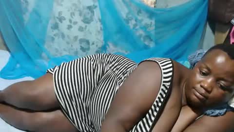 sheliah online show from April 5, 5:10 pm