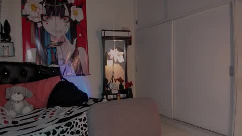 SKY online show from October 21, 8:34 pm