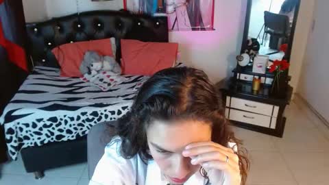 SKY online show from October 23, 8:53 pm