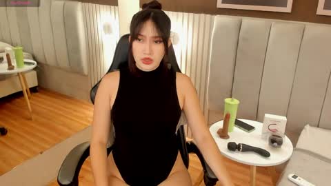 abby online show from April 23, 12:51 pm