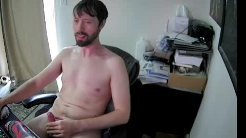 slave2pussy online show from April 14, 9:18 pm