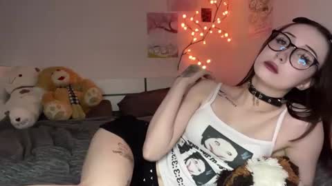 Kriss online show from July 23, 2:14 pm