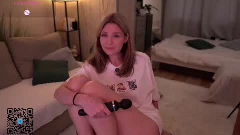 Elise  165cm 50kg online show from June 28, 4:36 pm
