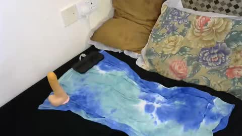 slim_me online show from April 12, 7:45 am