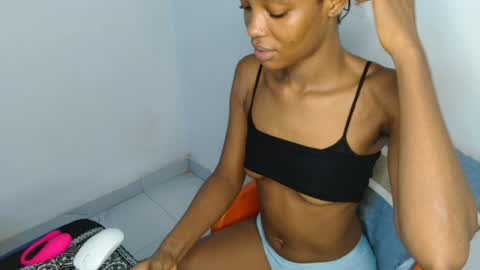 Bella online show from July 14, 8:14 pm