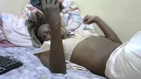 Snapshot of slimmygal chatting on October 20, 3:50 pm slimmygal online show from October 20, 3:50 pm