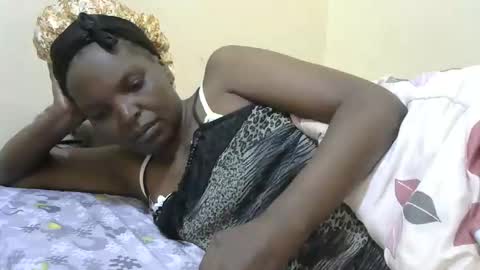 Snapshot of slimmygal chatting on September 23, 5:01 am slimmygal online show from September 23, 5:01 am