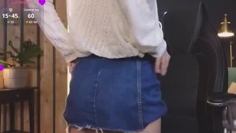 Emilia online show from November 29, 12:24 pm