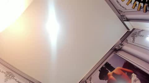 Paola  online show from February 3, 1:02 am