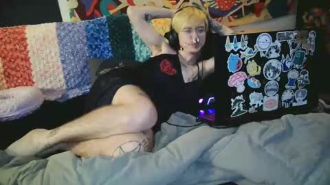 slutcrust online show from September 14, 9:49 pm