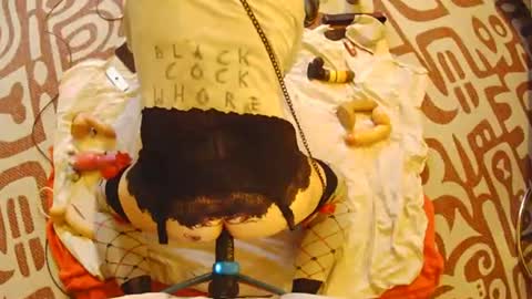 slutgurl_pdx online show from March 6, 12:31 am