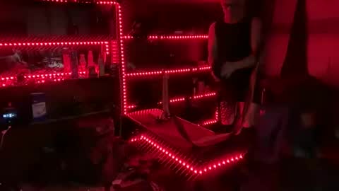 EagerTransBottom online show from December 21, 4:52 am