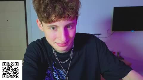 sluttsavage online show from March 27, 8:26 am