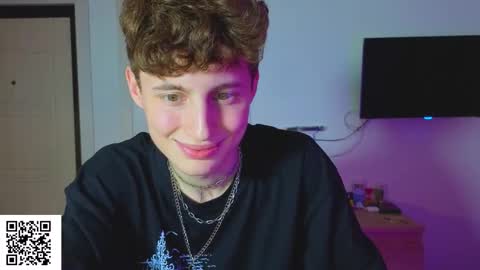 sluttsavage online show from March 28, 8:27 am