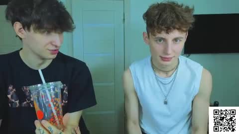 sluttsavage online show from April 8, 9:07 pm