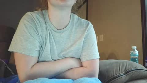 Slutty redhead3 online show from June 25, 12:40 am