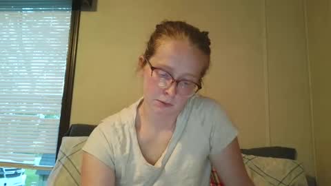 Slutty redhead3 online show from October 24, 10:43 pm