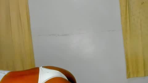 Sexyslutt online show from June 17, 12:32 pm