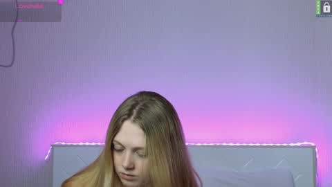 Emily online show from February 4, 8:28 pm