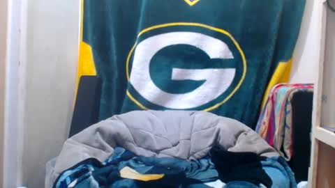 small wood21 online show from February 28, 11:47 am