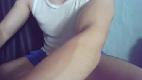 smallgrowercock online show from April 18, 7:18 pm