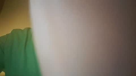 smallone8825 online show from September 20, 5:43 am