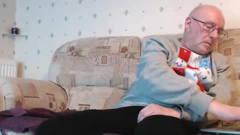 Steve online show from October 29, 8:09 pm