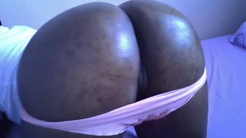 smart_lilly online show from July 23, 5:05 am