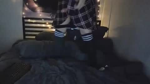 Snapshot of smashingsamantha chatting on October 22, 3:46 pm SmashingSamantha online show from October 22, 3:46 pm