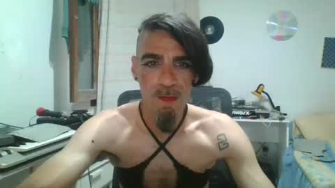 willy online show from June 24, 9:00 pm