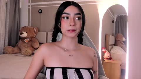 smiledivinity online show from March 1, 11:31 pm