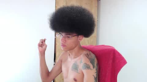 Smith Gael online show from April 16, 9:37 pm